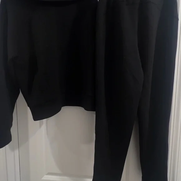 SPANX Black Women's Sweater - Picture 3 of 6